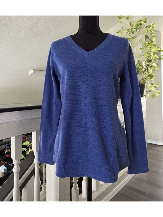 tek gear Tops - Tek Gear Women's V-Neck Long Sleeve Athletic Top - Blue Moisture Wicking S